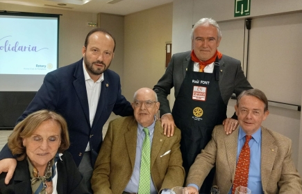 En la foto, con un grupo de rotarios oscenses y navarros.